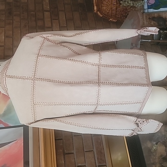 Suede crocheted panel cardigan or lightweight jacket tan beige cream - Picture 7 of 15